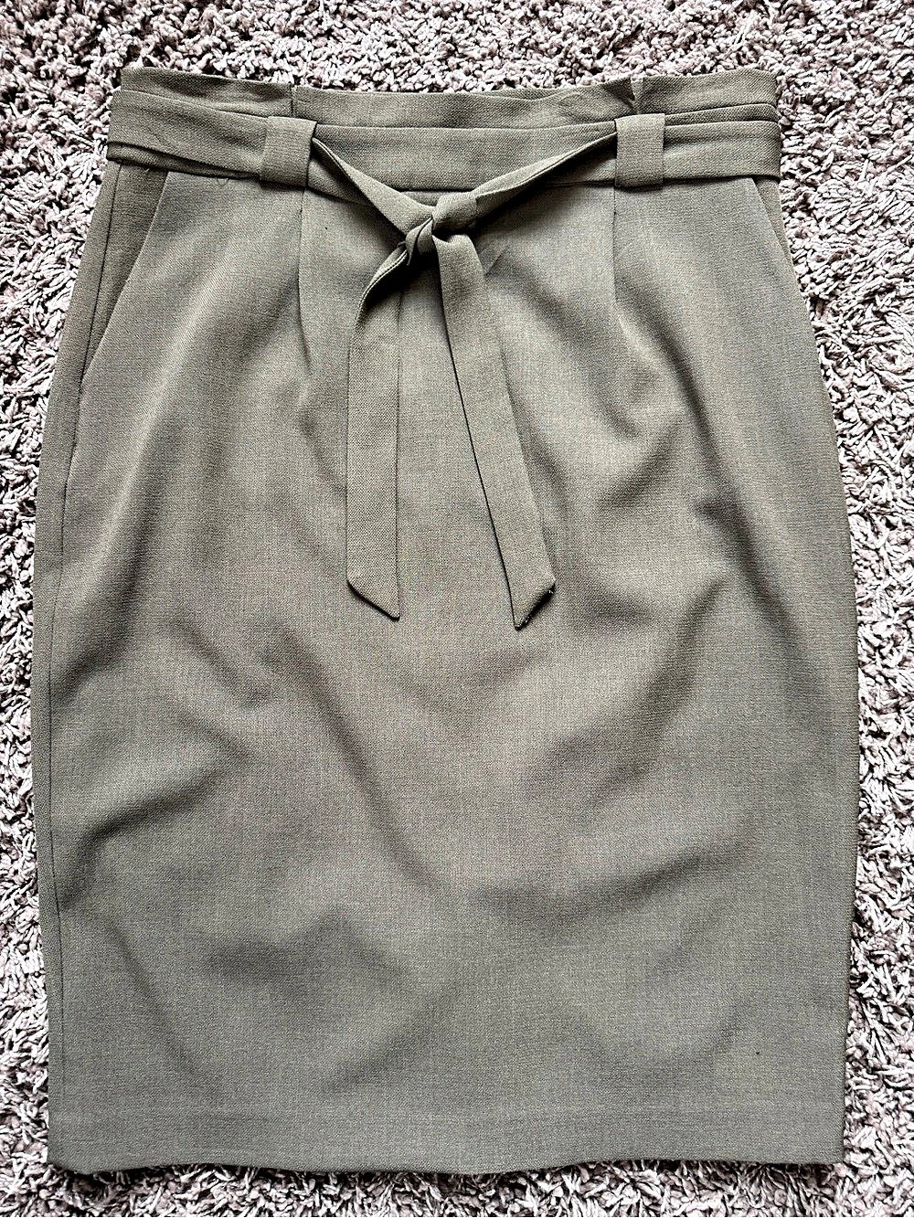 Calvin Klein Women's Pencil Skirt in Green Size 16